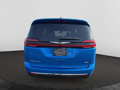 New 2026 Chrysler Pacifica Select AWD/4WD image 6