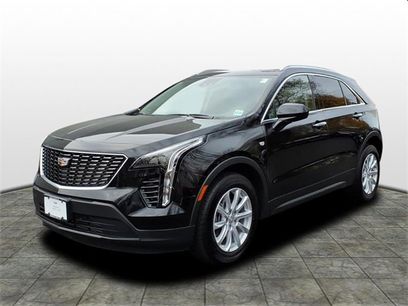 Certified 2023 Cadillac XT4 Luxury w/ Cold Weather Package