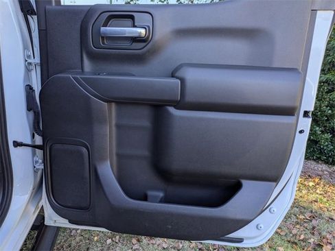 Used 2021 Chevrolet Silverado 1500 Custom image 27