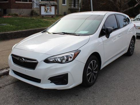 Used 2018 Subaru Impreza 2.0i image 3