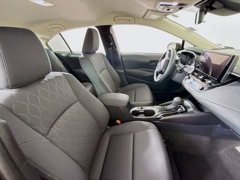 Certified 2025 Toyota Corolla LE image 23