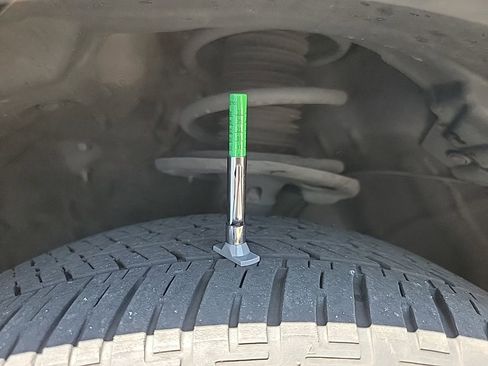 Used 2017 Toyota RAV4 Limited FWD image 16