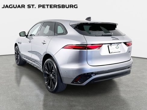 Used 2026 Jaguar F-PACE R-Dynamic S image 7