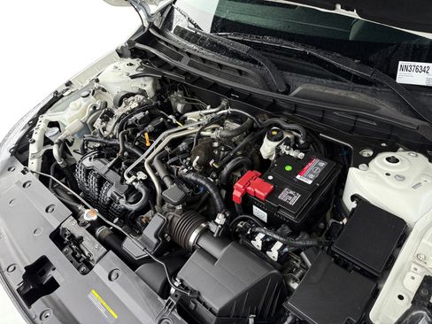 Used 2022 Nissan Altima 2.5 SR w/ Midnight Edition Package image 12