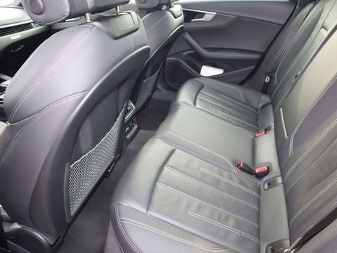 Used 2024 Audi A4 2.0T Premium Plus image 17