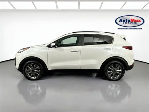 Used 2022 Kia Sportage Nightfall Edition w/ Nighfall AWD Premium Package image 9