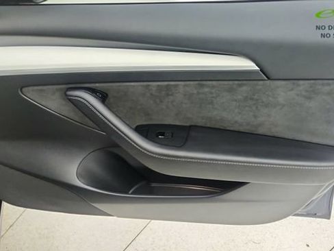 Used 2023 Tesla Model 3 Long Range AWD/4WD image 24