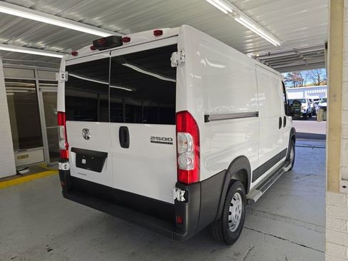 Used 2023 RAM ProMaster 2500 image 5