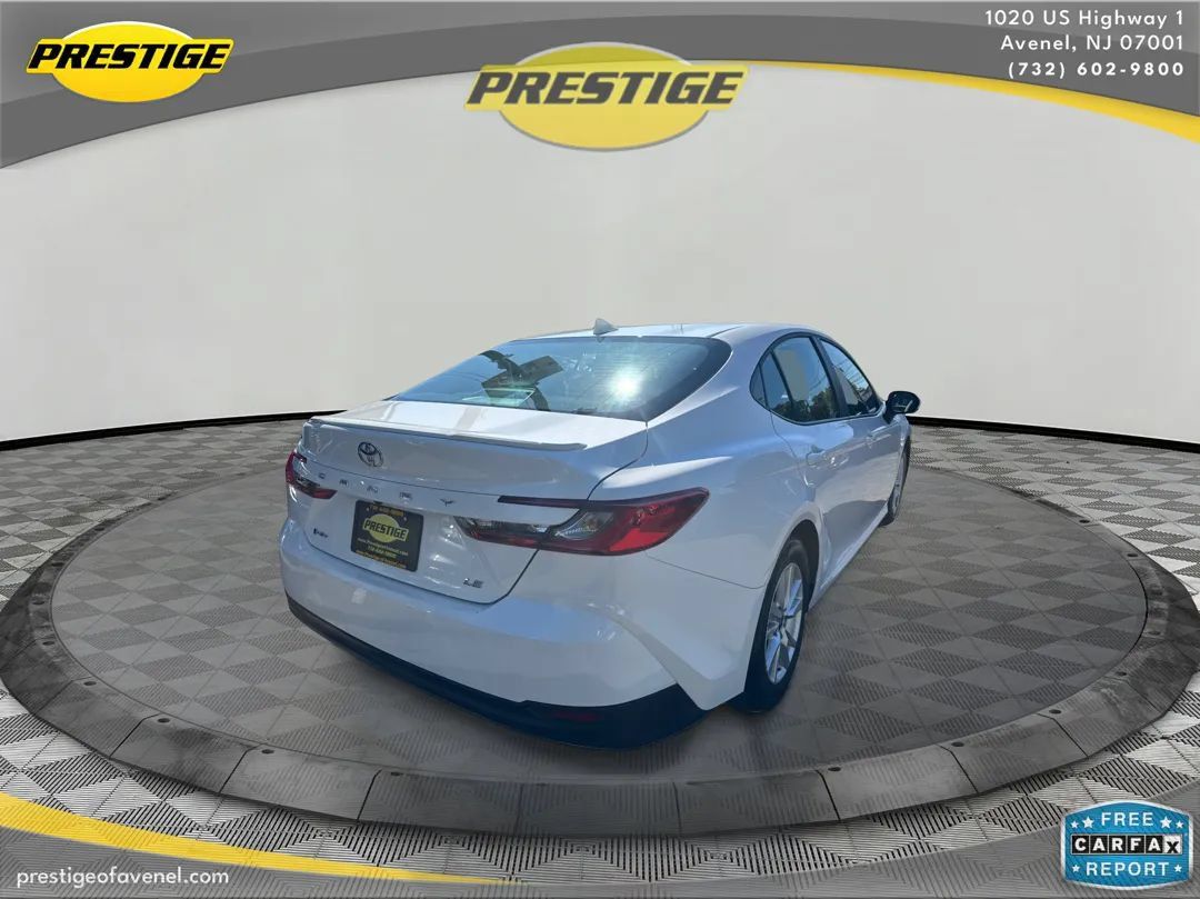 Used 2025 Toyota Camry LE FWD image 5
