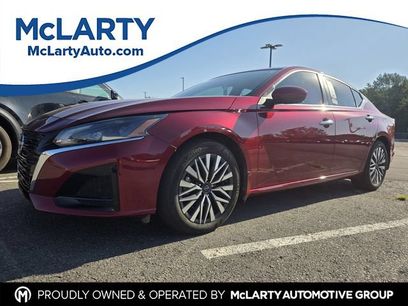 Used 2024 Nissan Altima 2.5 SV w/ SV Premium Package