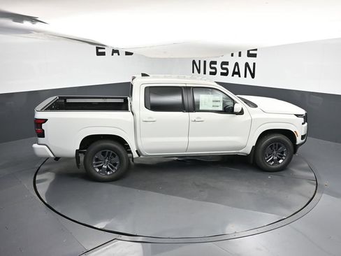 New 2025 Nissan Frontier SV w/ SV Convenience Package image 33