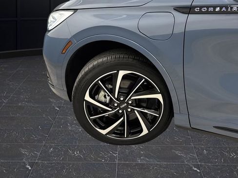 Used 2024 Lincoln Corsair Grand Touring w/ Equipment Group 301A image 37