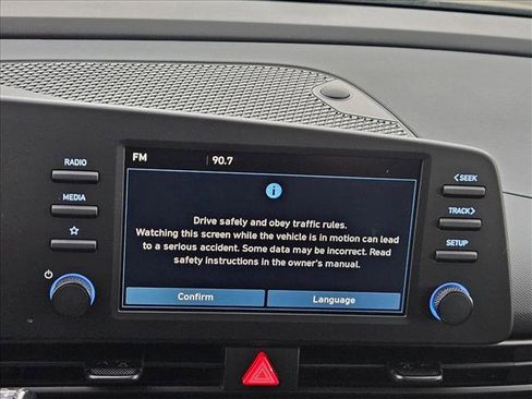 New 2026 Hyundai Elantra SEL Sport FWD image 16