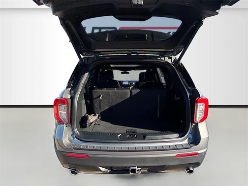 Used 2023 Ford Explorer ST-Line w/ Class IV Trailer Tow Package image 27