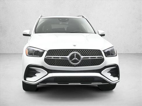 Used 2026 Mercedes-Benz GLE 450 4MATIC image 3