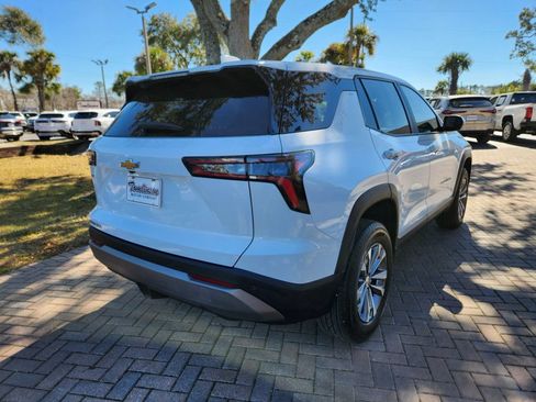 Used 2025 Chevrolet Equinox LT image 5