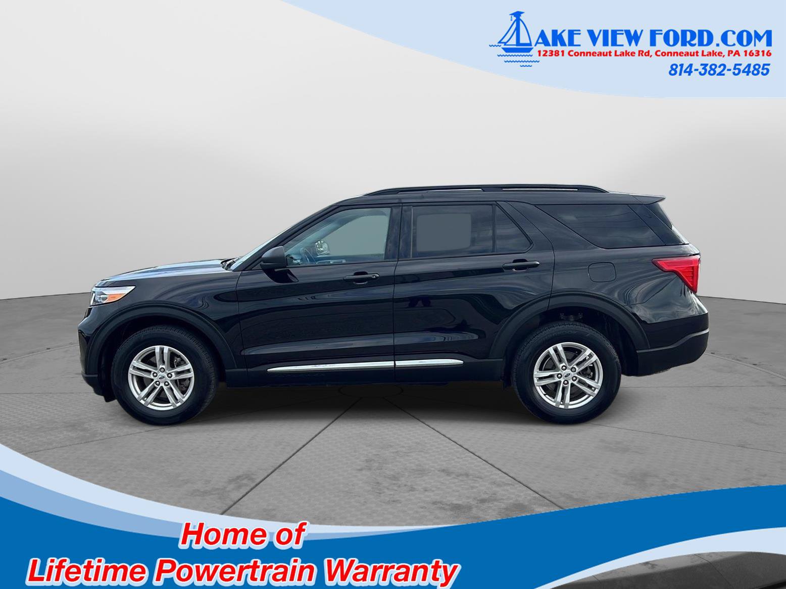 Used 2023 Ford Explorer XLT w/ Equipment Group 202A AWD/4WD image 4