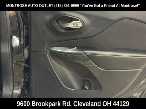 Used 2016 Jeep Cherokee Latitude image 41