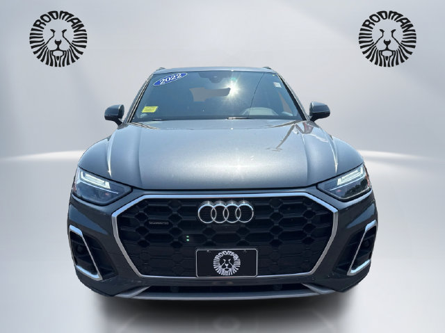 Used 2022 Audi Q5 2.0T Premium Plus w/ Premium Plus Package AWD/4WD image 2