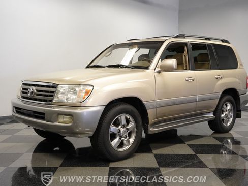 Used 2006 Toyota Land Cruiser image 6