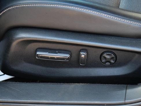 Used 2018 Honda Accord Sport image 16
