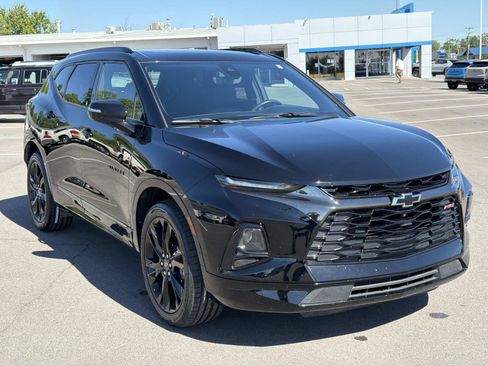 Certified 2019 Chevrolet Blazer RS FWD image 1