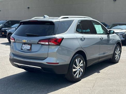 Used 2023 Chevrolet Equinox Premier FWD image 3