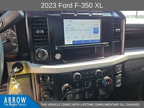 Used 2023 Ford F350 XL w/ 360-Degree Camera Package AWD/4WD image 25