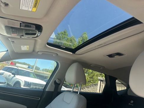 Used 2023 Hyundai Tucson SEL w/ Convenience Package image 8