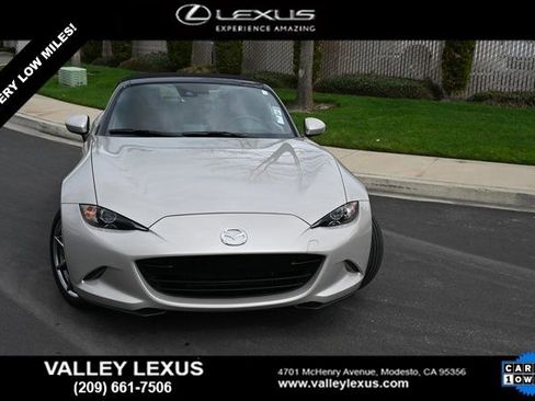 Used 2023 MAZDA MX-5 Miata Grand Touring w/ Weather Package image 2
