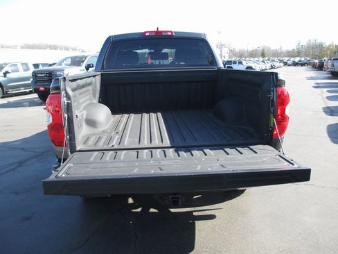 Used 2020 Toyota Tundra SR5 w/ SR5 Upgrade Package image 5