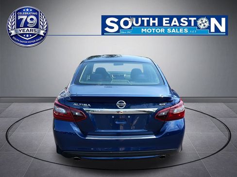 Used 2017 Nissan Altima 2.5 SR FWD image 4