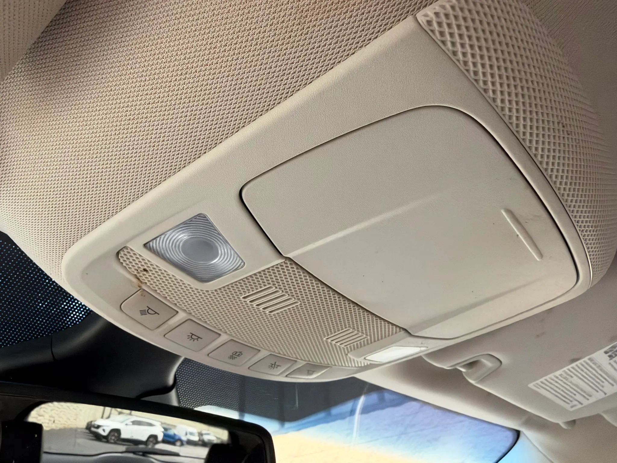 Used 2019 Ford Edge Titanium FWD image 39