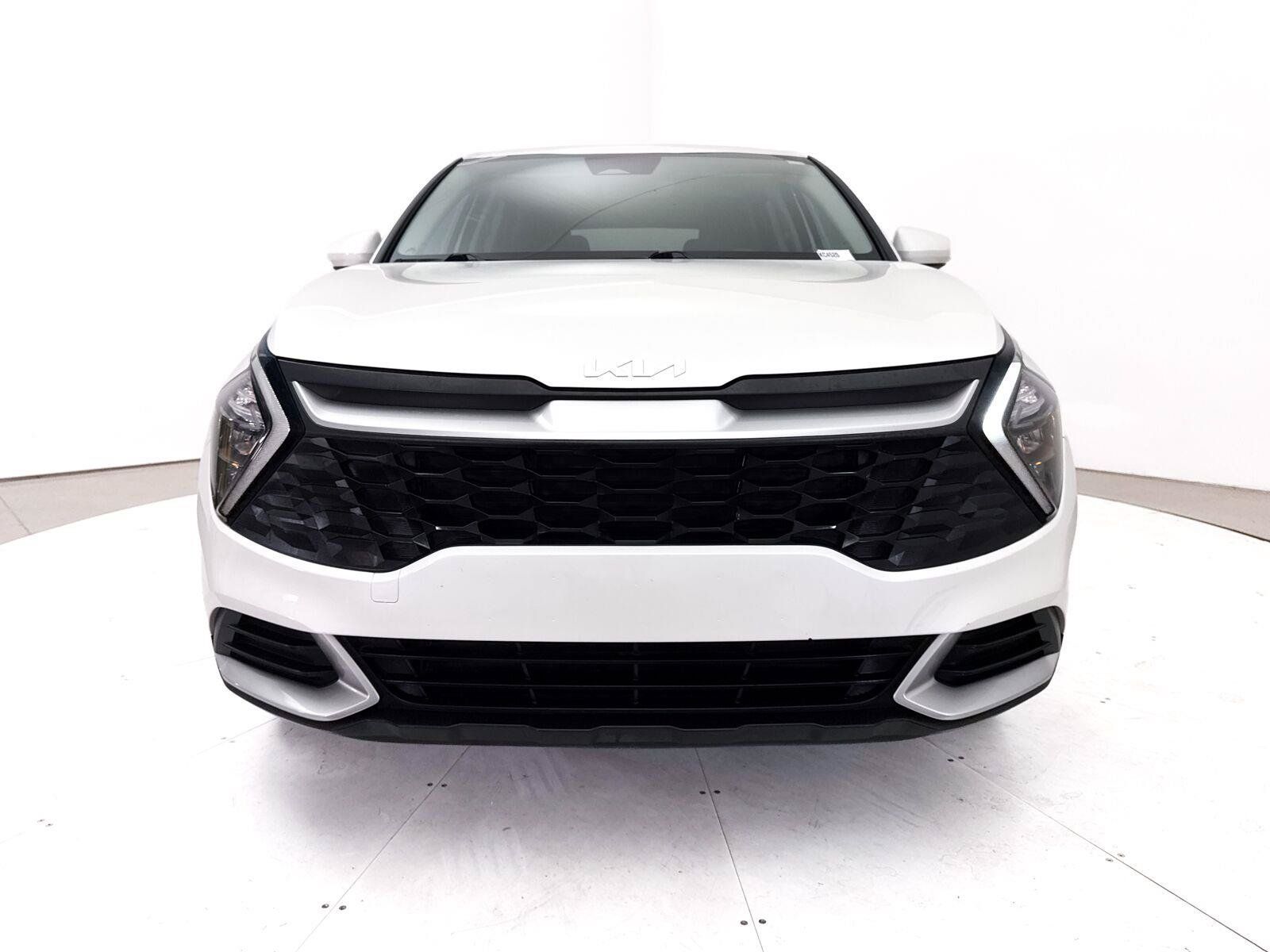 Used 2023 Kia Sportage LX FWD image 12