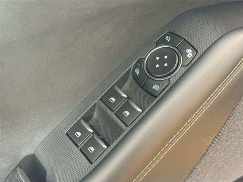 Used 2021 Ford Mustang Mach-E GT image 31