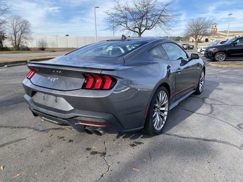 Used 2025 Ford Mustang GT Premium image 7