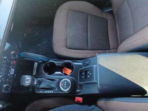 Used 2023 Ford Bronco Outer Banks image 21