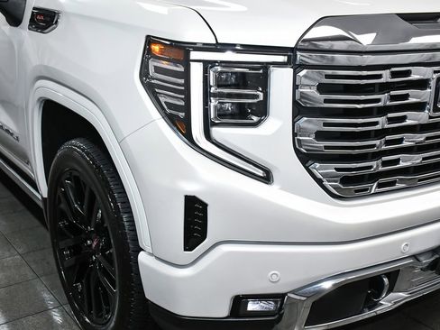 Used 2025 GMC Sierra 1500 Denali AWD/4WD image 73