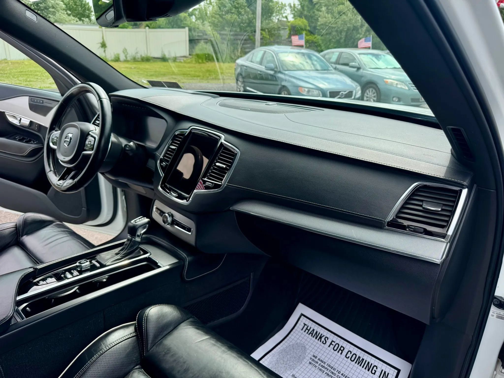 Used 2020 Volvo XC90 T6 R-Design w/ Protection Package Premier AWD/4WD image 26