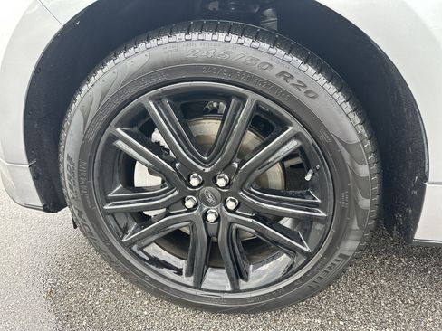 Used 2024 Ford Edge ST-Line AWD/4WD image 9