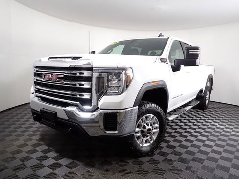 Used 2022 GMC Sierra 2500 SLE w/ Snow Plow Prep/Camper Package AWD/4WD image 2