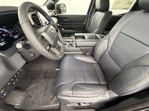 New 2026 Toyota Tundra Platinum AWD/4WD image 18