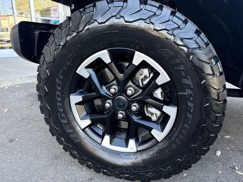Used 2025 Jeep Wrangler Unlimited Rubicon 4xe w/ Safety Group AWD/4WD image 26