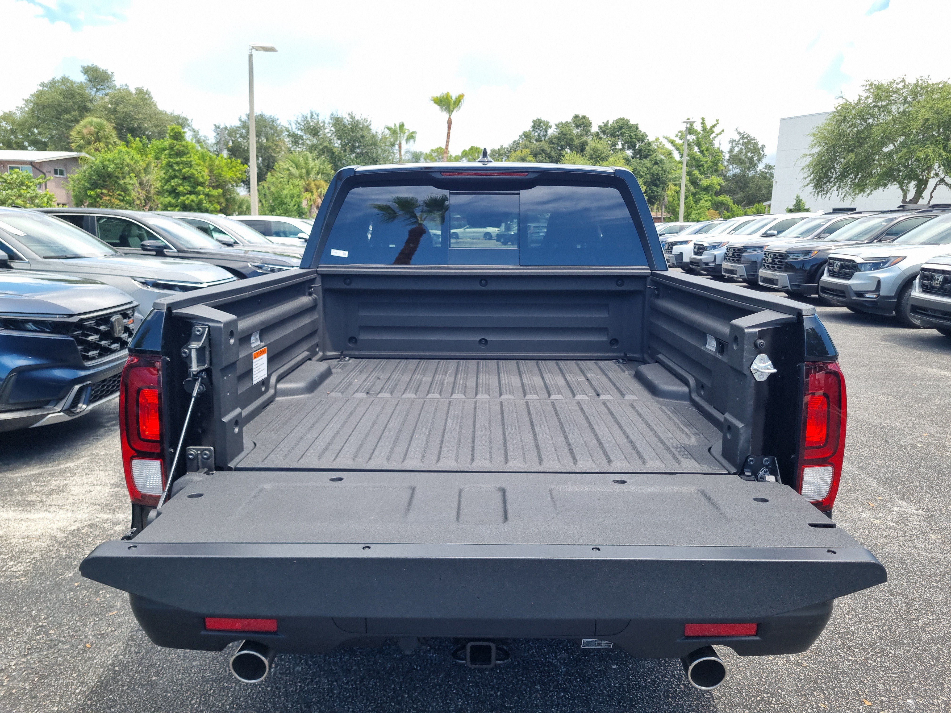 New 2026 Honda Ridgeline Black Edition image 12