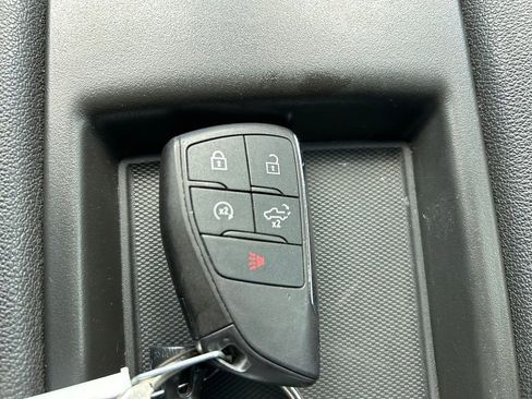 Used 2024 GMC Sierra 2500 SLE w/ SLE Value Package; AWD/4WD image 41