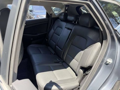 Used 2021 Hyundai Tucson Limited AWD/4WD image 16