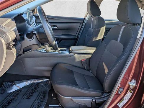 Used 2024 Nissan Sentra SV image 18