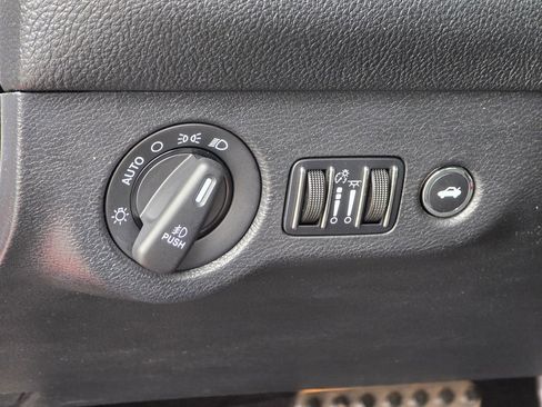 Used 2017 Dodge Challenger R/T Scat Pack w/ Leather Interior Group image 36