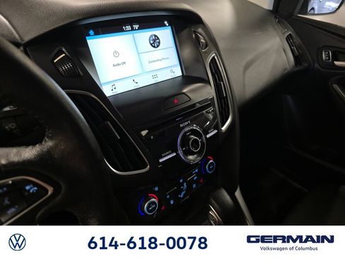 Used 2018 Ford Focus SEL w/ Cold Weather Package FWD image 29