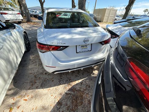 Used 2025 Nissan Sentra SV image 15